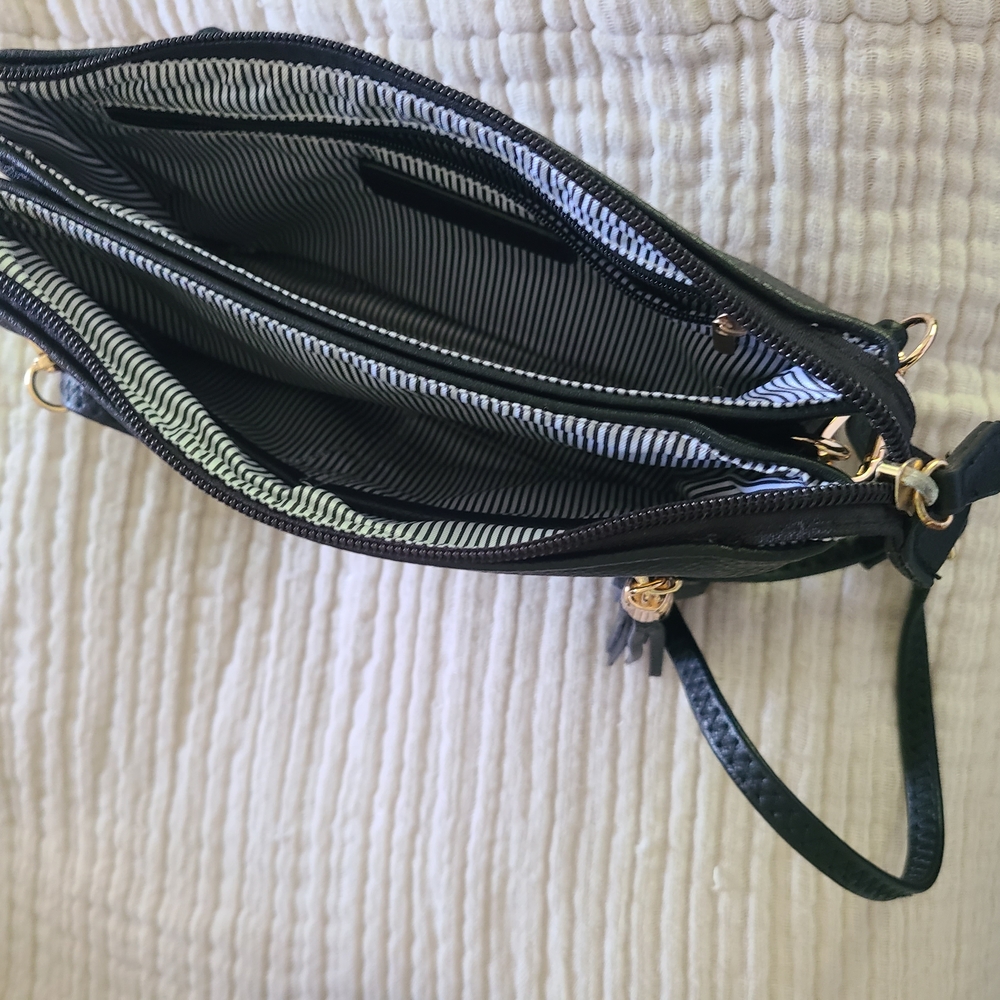Sleek Black Clutch with Multi-Compartment Design